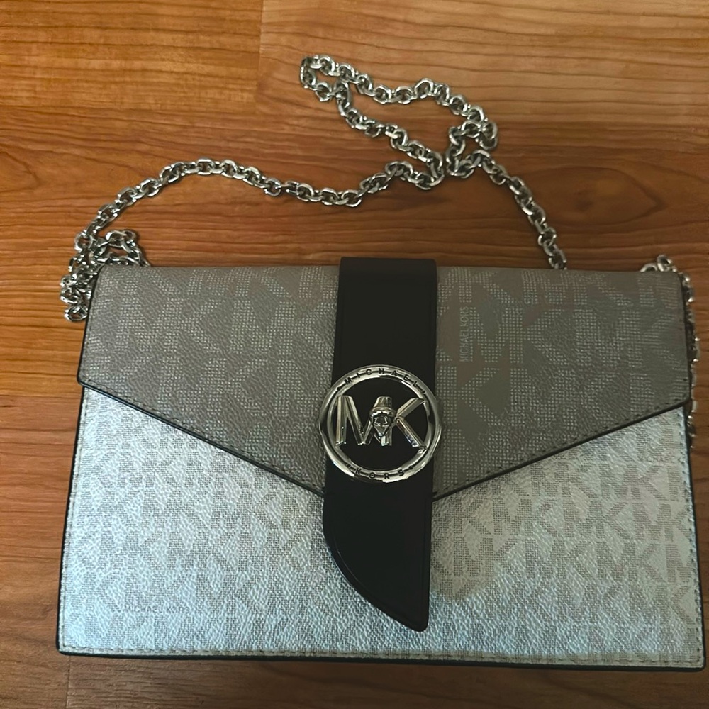 MK purse